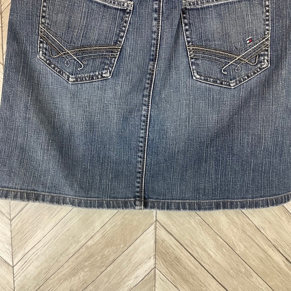 Tommy Hilfiger Jean Denim Mini Skirt - Picture 9 of 9